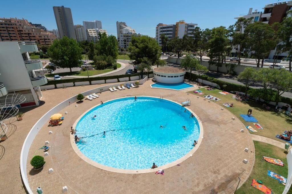 Front Beach Apartment Portimao Bagian luar foto