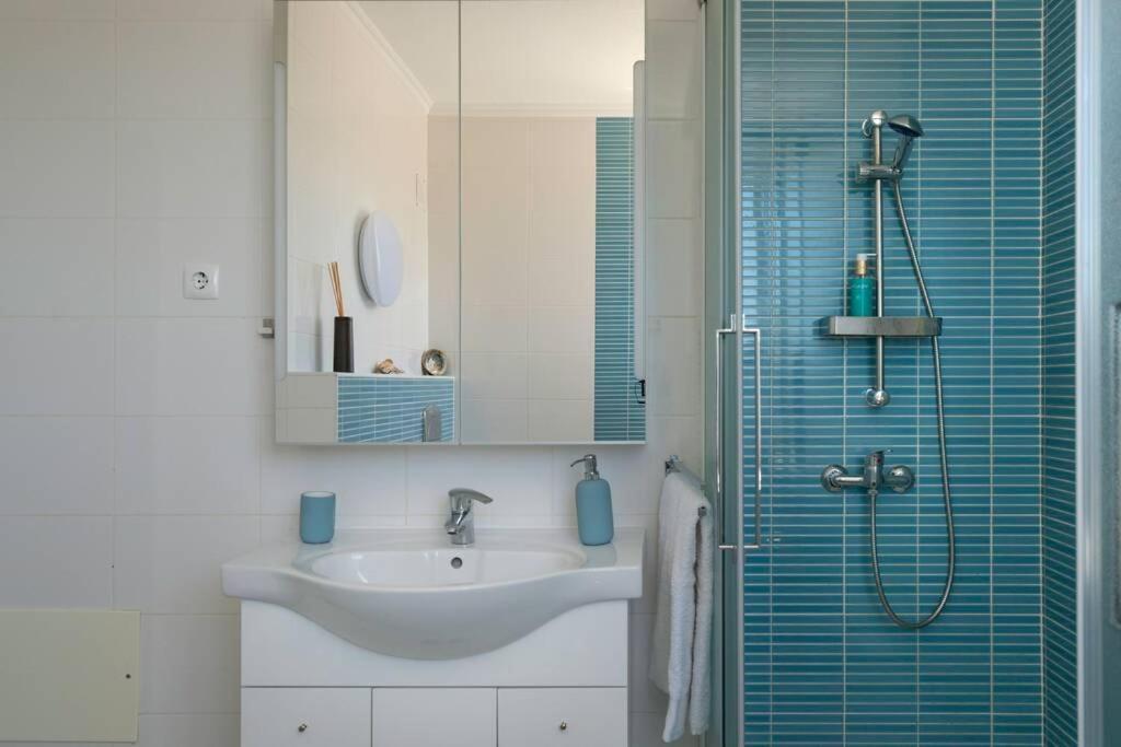 Front Beach Apartment Portimao Bagian luar foto