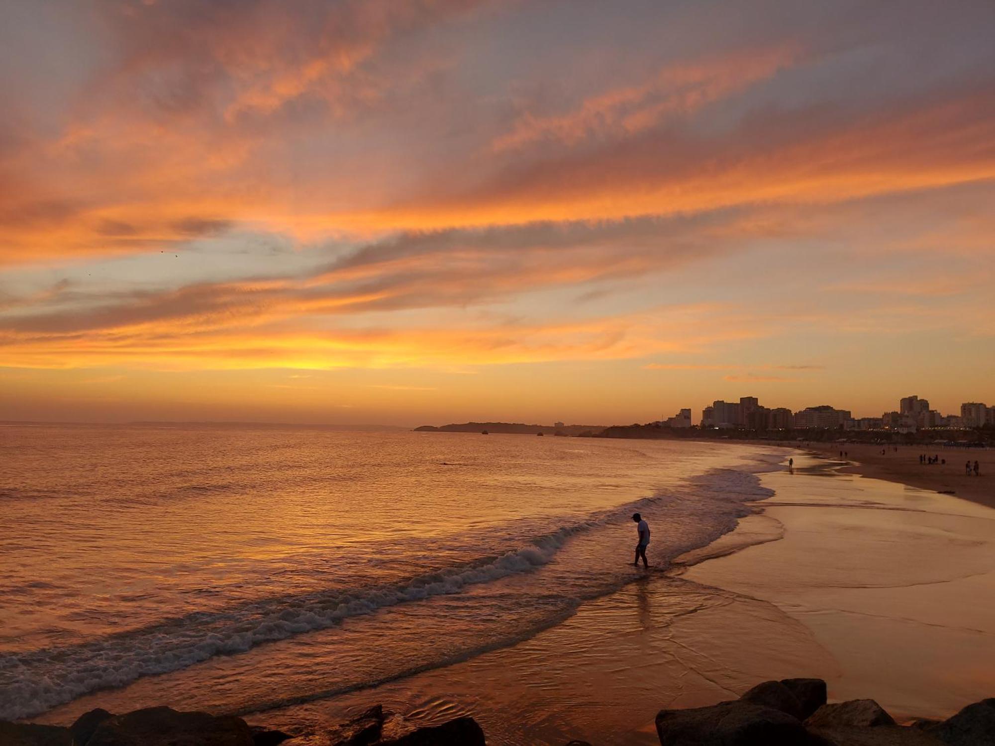 Front Beach Apartment Portimao Bagian luar foto